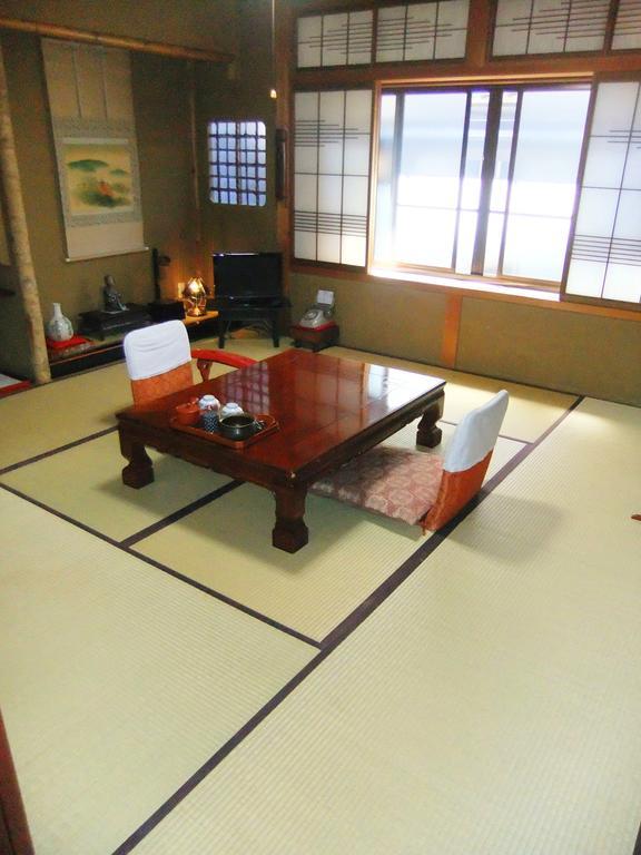 Sumiyoshi Ryokan Takayama  Habitación foto