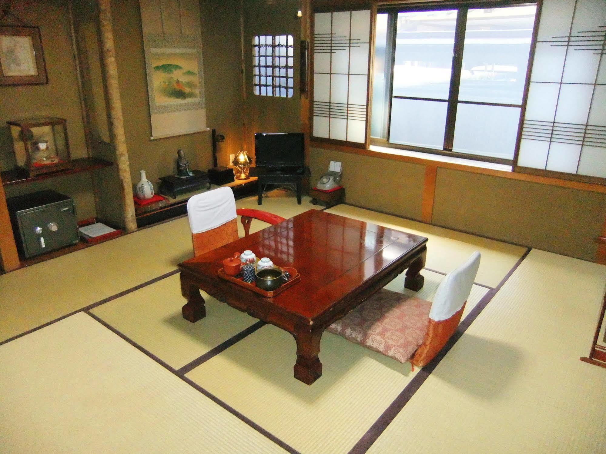 Sumiyoshi Ryokan Takayama  Exterior foto